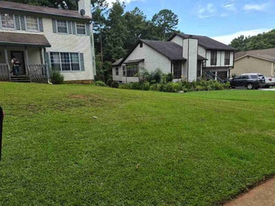 Lawn care service in Lawrenceville, 30044