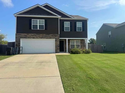 Lawn care service in Maryville, 37804