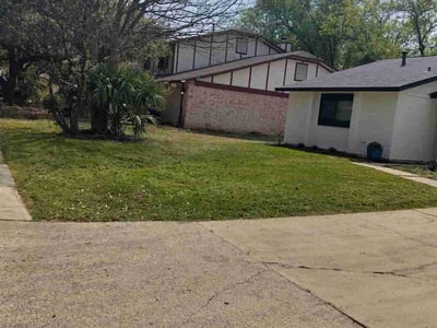 Lawn care service in San Antonio, 78247