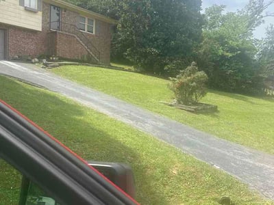 Lawn care service in Chattanooga, 37415