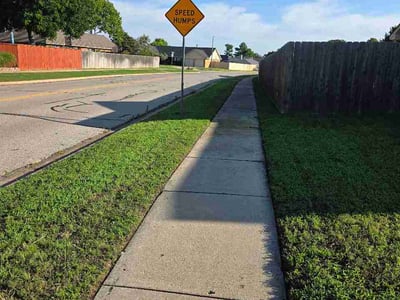 Lawn care service in Norman, 73072