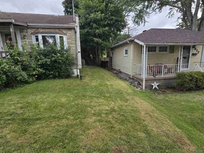 Lawn care service in Springdale, 15144