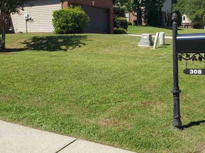Lawn care service in Chelsea, 35043