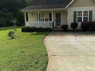 Lawn care service in Winston-Salem, 27127