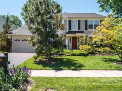 Lawn care service in Herndon, 20170