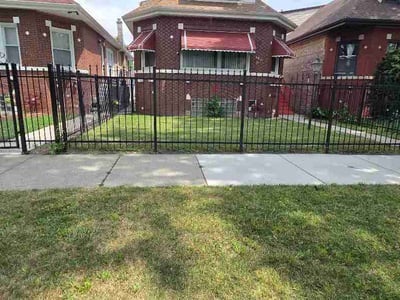 Lawn care service in Chicago, 60620