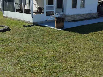 Lawn care service in Punta Gorda, 33955