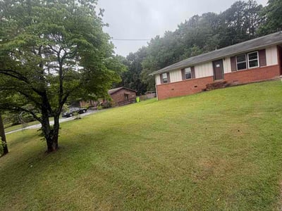 Lawn care service in Douglasville, 30135