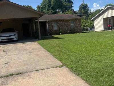 Lawn care service in Sherwood, 72120