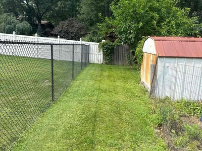 Lawn care service in Munroe Falls, 44262