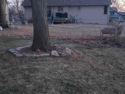 Lawn care service in Omaha, 68144
