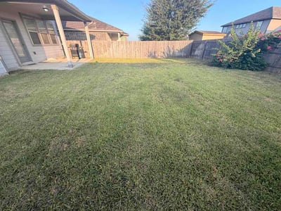 Lawn care service in San Antonio, 78245