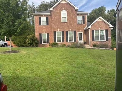 Lawn care service in Clarksville, 37040