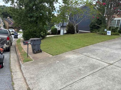 Lawn care service in Lawrenceville, 30043