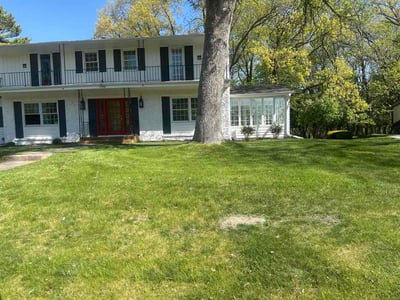 Lawn care service in Edina, 55439