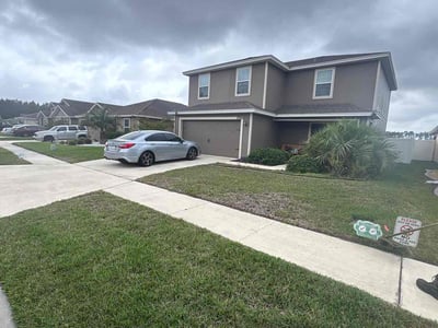 Lawn care service in Yulee, 32097