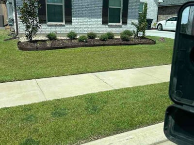 Lawn care service in Zachary, 70791