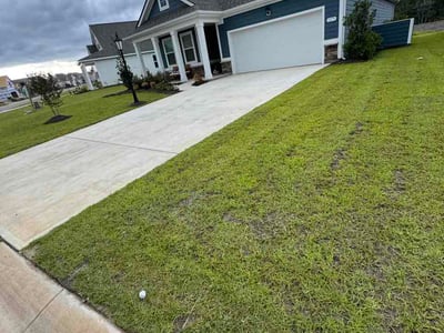 Lawn care service in Ash, 28420