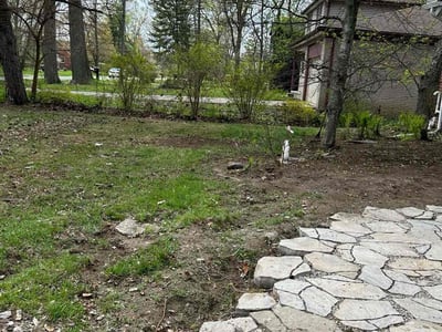 Lawn care service in Southfield, 48075