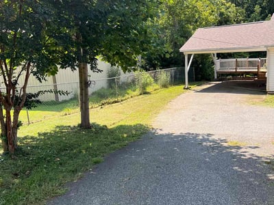 Lawn care service in Duncan, 29334