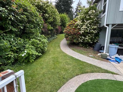 Lawn care service in Lakewood, 98498