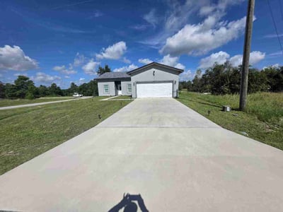 Lawn care service in Poinciana, 34759