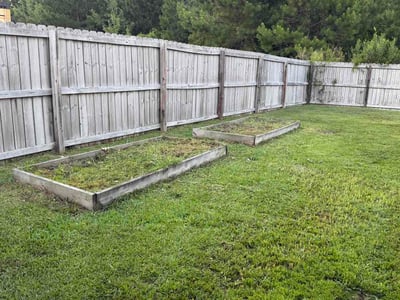 Lawn care service in Jacksonville, 28546
