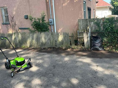 Lawn care service in , 