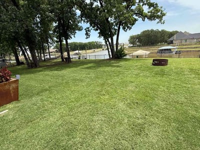 Lawn care service in Azle, 76020