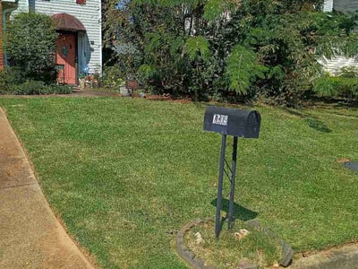 Lawn care service in Riverdale, 30296
