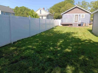 Lawn care service in Akron, 44306