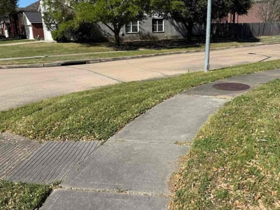 Lawn care service in Katy, 77450
