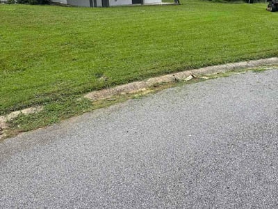 Lawn care service in Atlanta, 30349