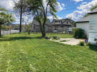 Lawn care service in , 