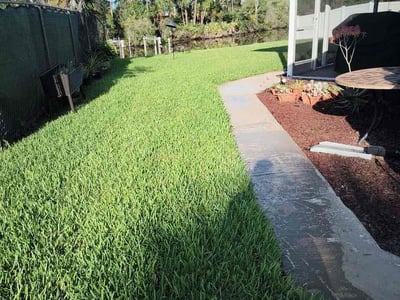Lawn care service in Port St. Lucie, 34952