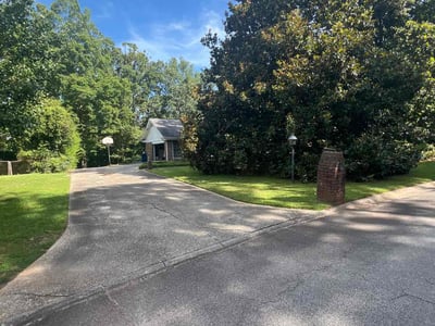 Lawn care service in Douglasville, 30135