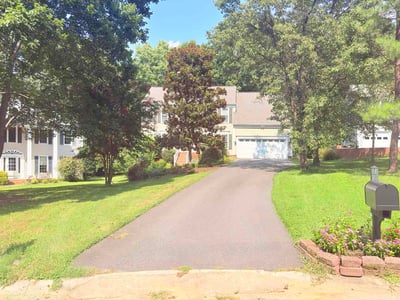 Lawn care service in Midlothian, 23112