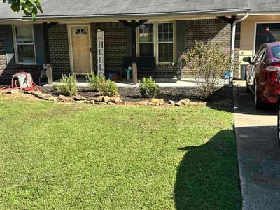 Lawn care service in Athens, 35614