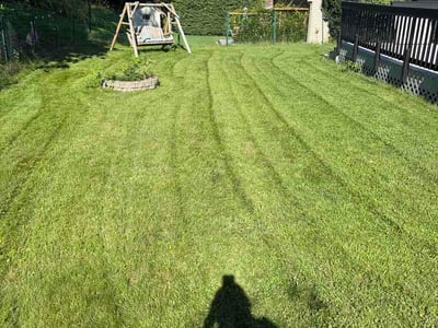 Lawn care service in Vernon, 06066