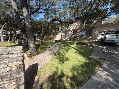 Lawn care service in San Antonio, 78230
