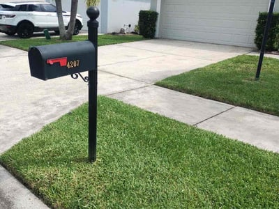 Lawn care service in Melbourne, 32940