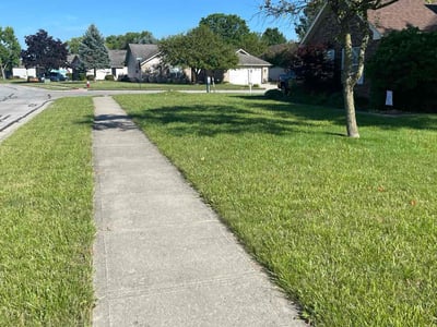 Lawn care service in Englewood, 45322