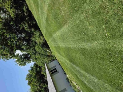 Lawn care service in Knoxville, 37920