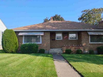 Lawn care service in Spokane, 99205
