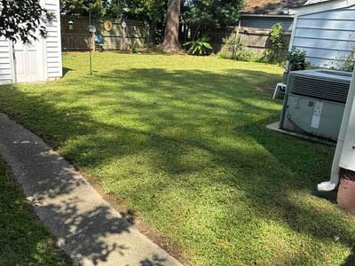 Lawn care service in Chesapeake, 23324