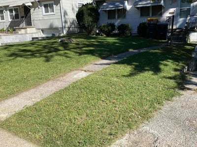Lawn care service in Kansas City, 64131