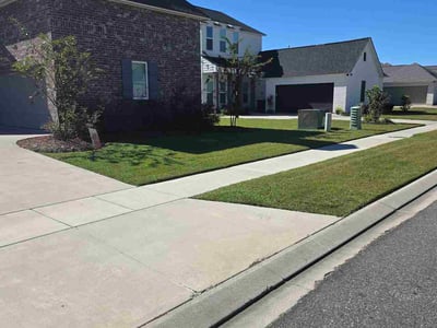 Lawn care service in Gonzales, 70737