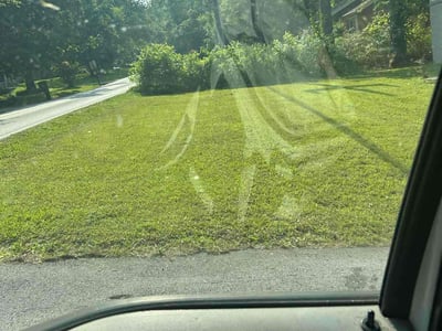Lawn care service in Chattanooga, 37421