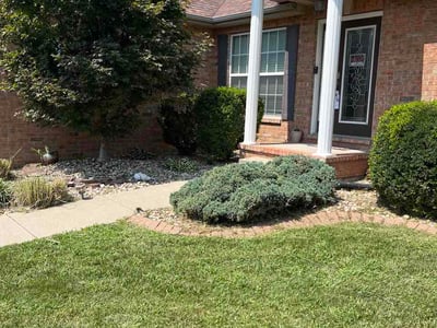 Lawn care service in Belleville, 62226