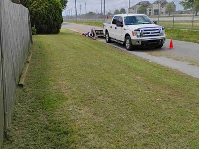 Lawn care service in Gulfport, 39501